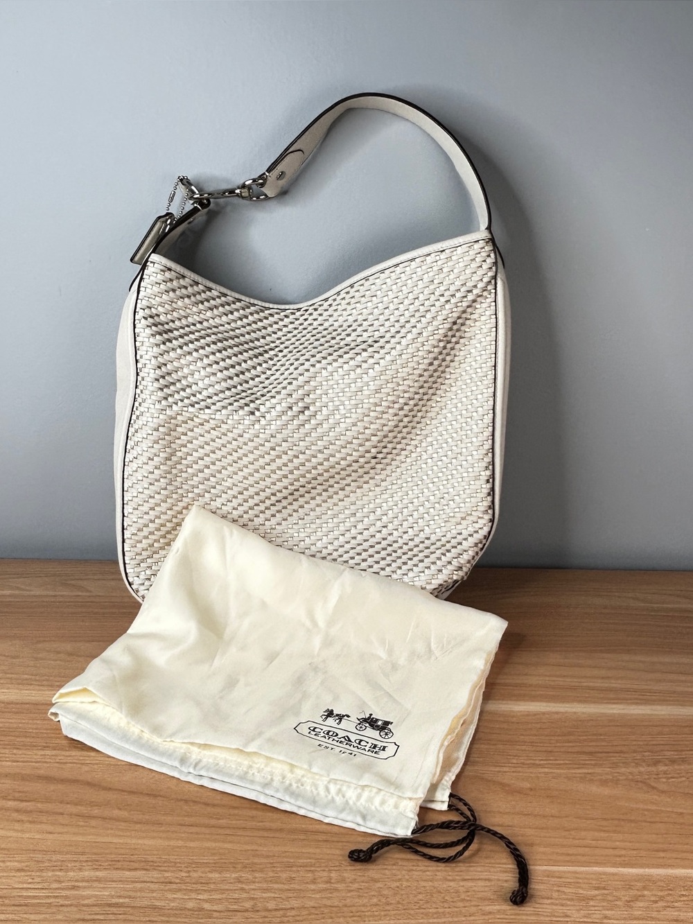 Coach Handbag Park Avery Woven Bucket Bag Leather F29894 Cream/Gold W/ Dust Bag